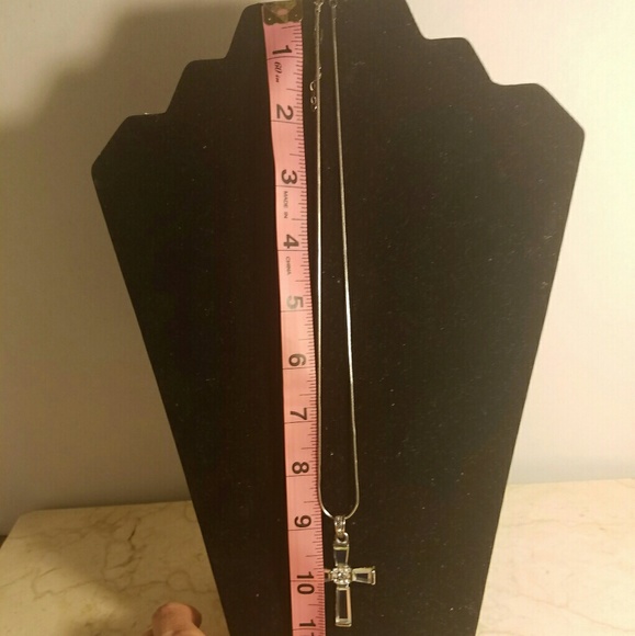 925 necklace with a cross pendant - Picture 4 of 7